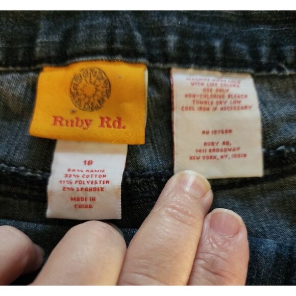 RUBY RD Jeans Woman Plus Size 18 Casual Denim Jeans - Picture 4 of 10